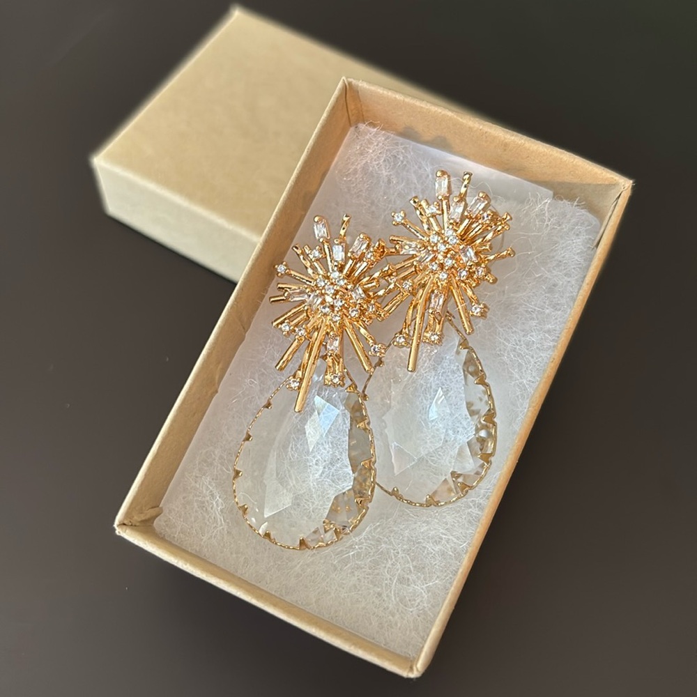 Erin McDermott champagne drop earrings